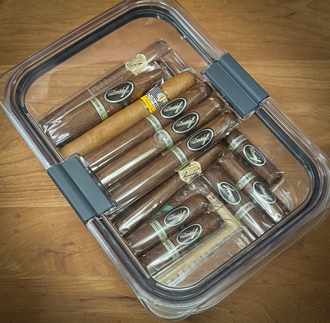Complete Cigar Storage Solution with Boveda®, Tray & Travel Humidor - Ideal Gift for Cigar Aficionados