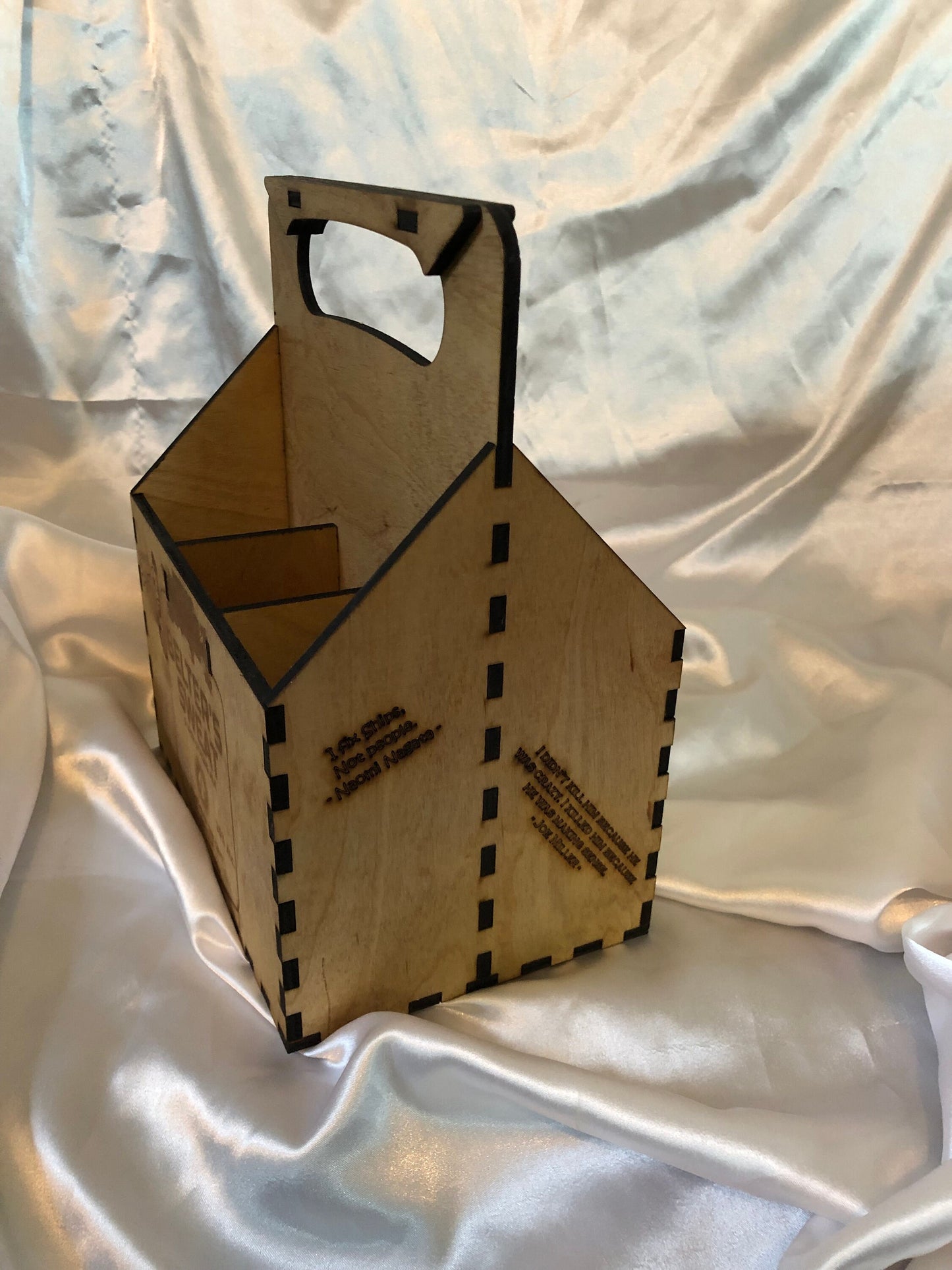 Wooden Beer Carrier Center Peice