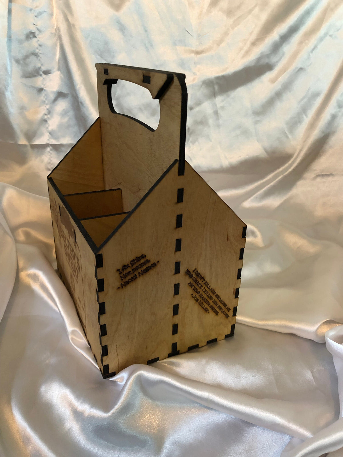 Wooden Beer Carrier Center Peice