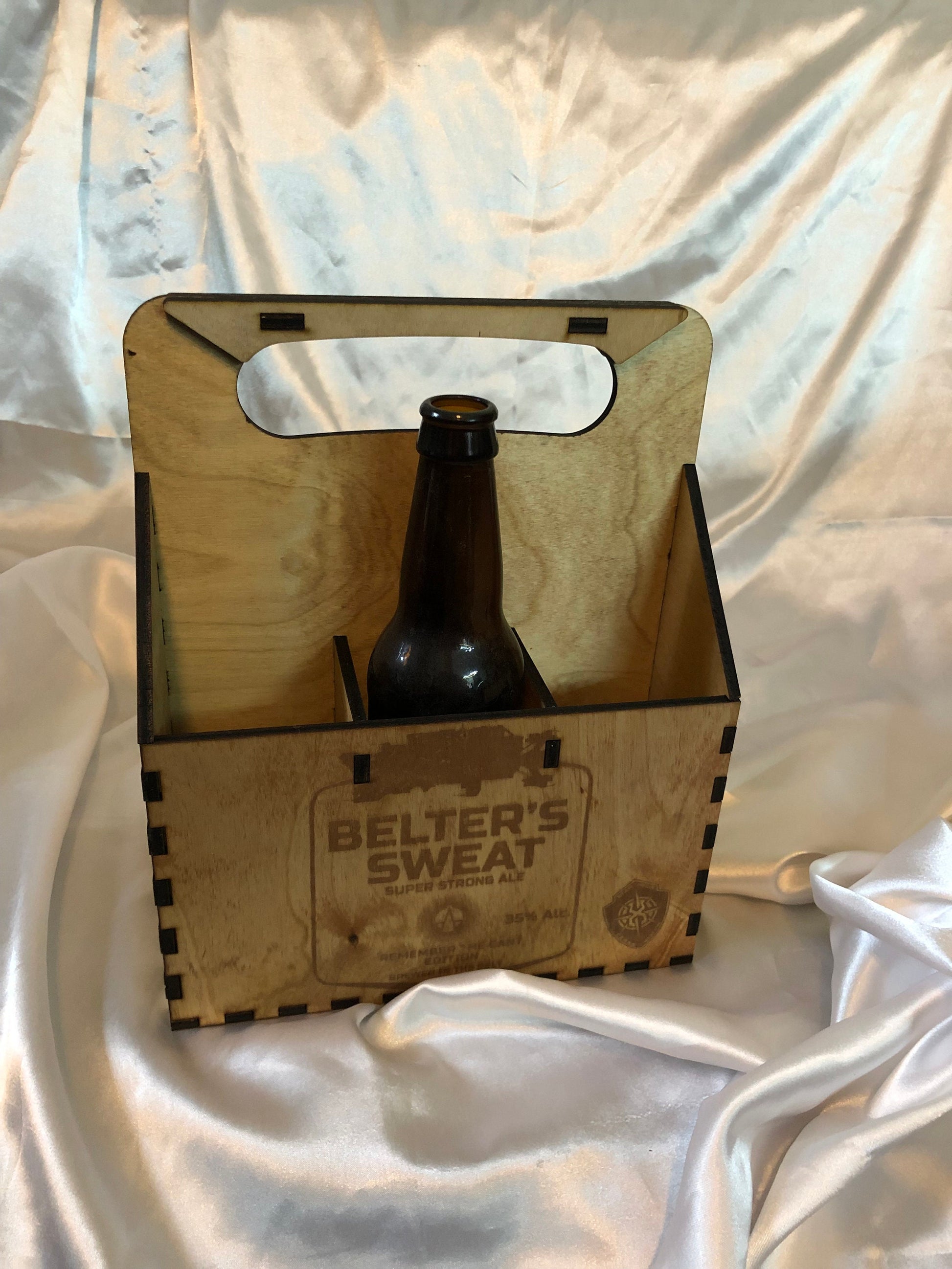 Wooden Beer Carrier Center Peice