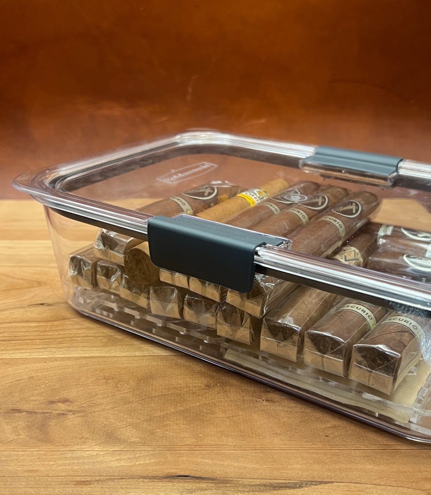 Travel Tupperdor set with Boveda, Precious Space, Container and Cigars